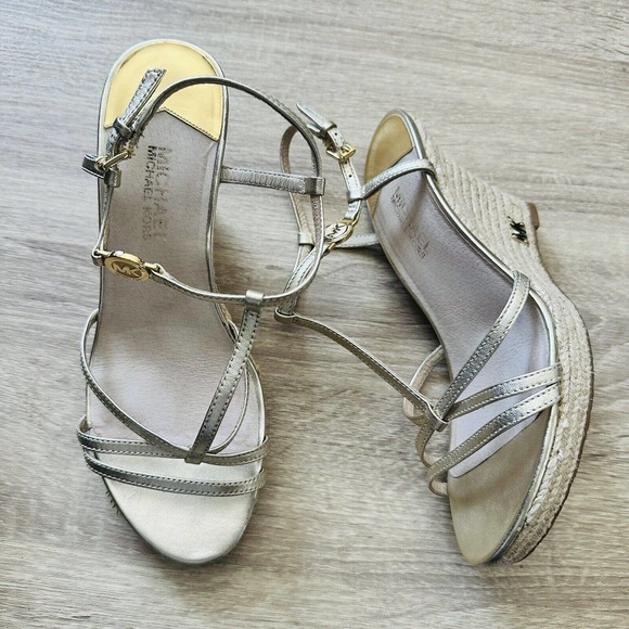 Michael Kors Metallic Gold Espadrille Wedges Sz 6 - Picture 1 of 3